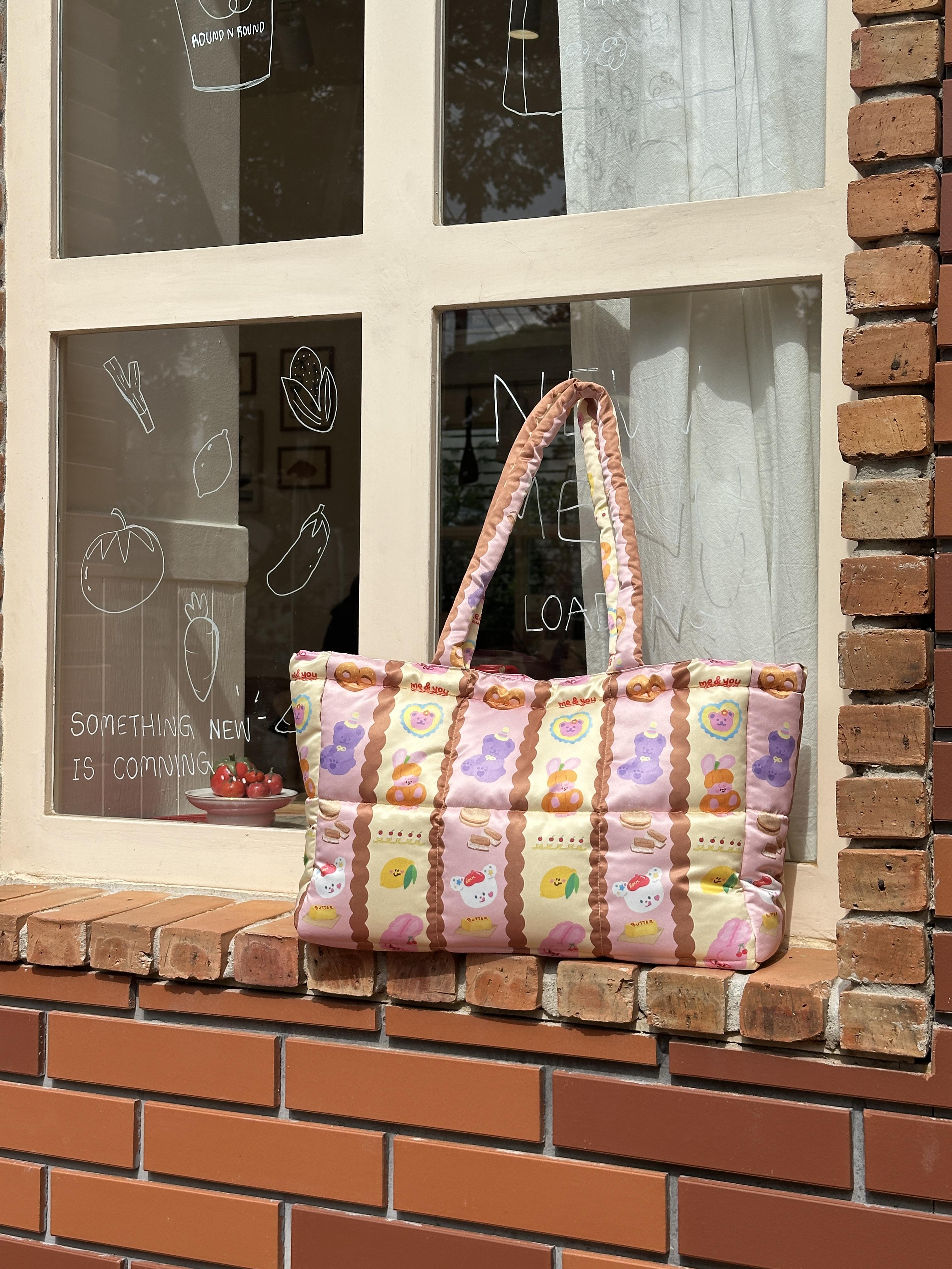 กระเป๋านุ่มนิ่มFluffy สีชมพู-เหลือง