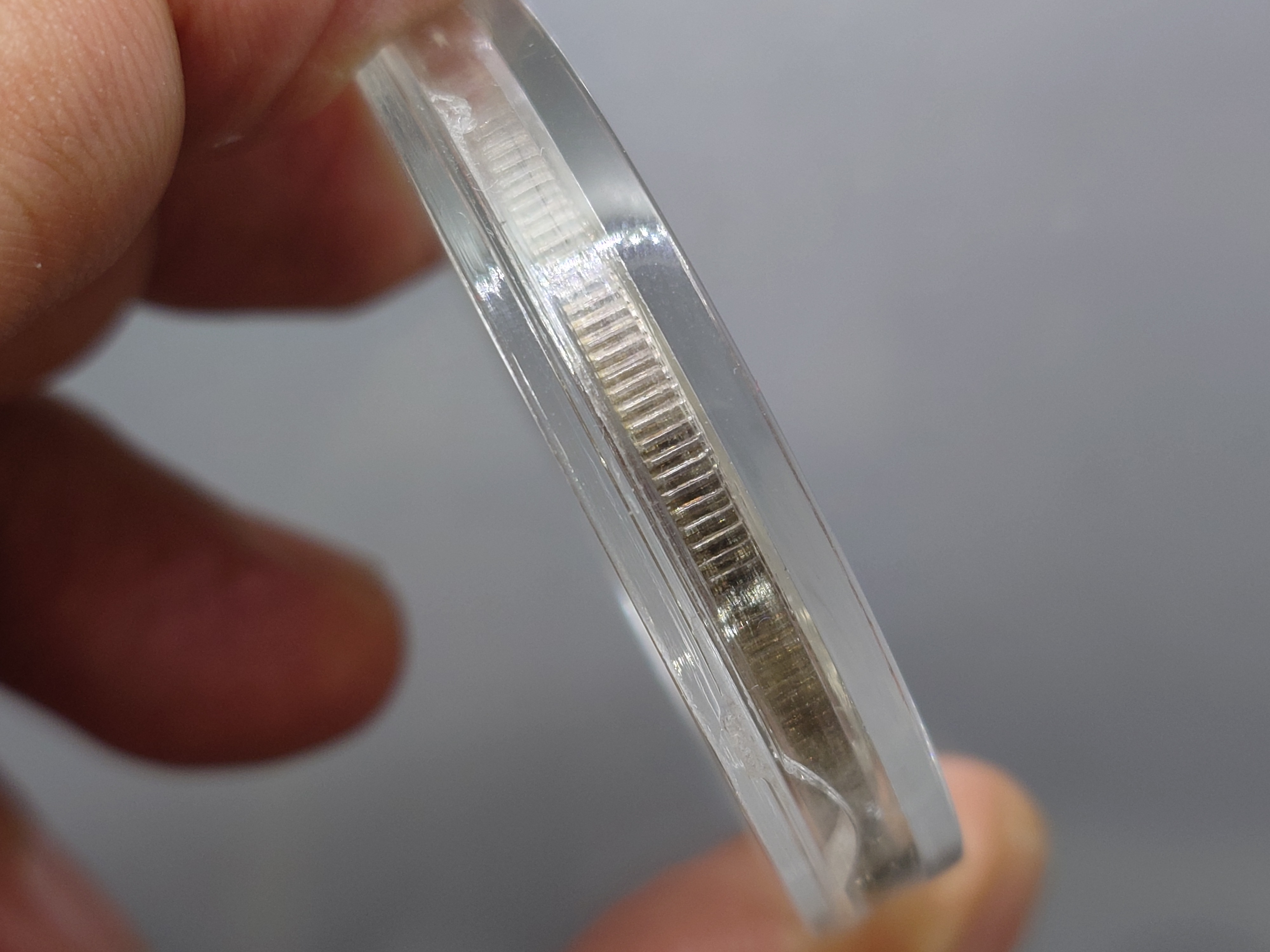 เหรียญ 150 บาท เนื้อเงิน ที่ระลึกพระราชพิธีสถาปนาสมเด็จพระเทพรัตนสุดาๆ ปี 2520 ไม่ผ่านใช้