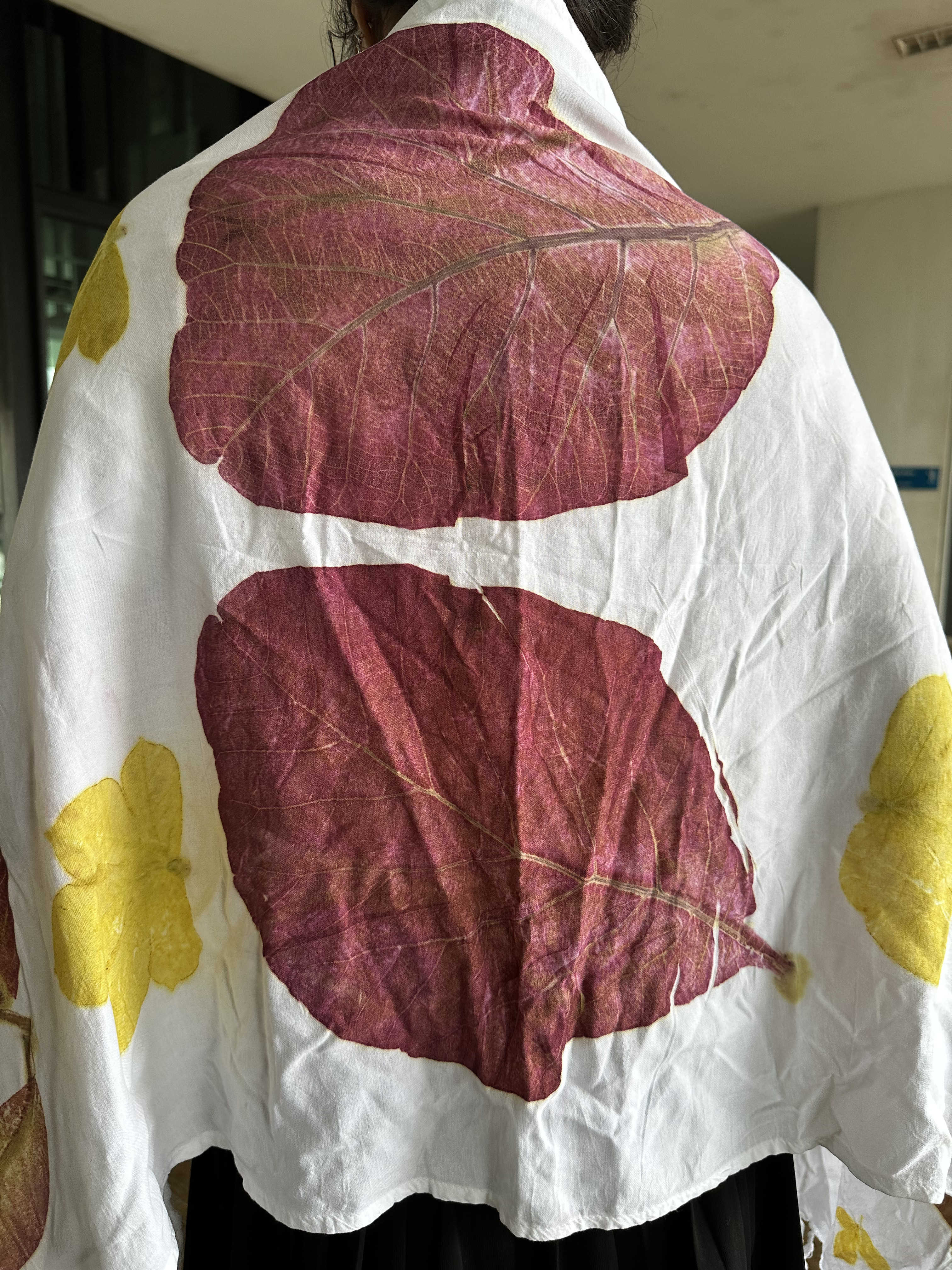 ผ้าพันคอบาติก