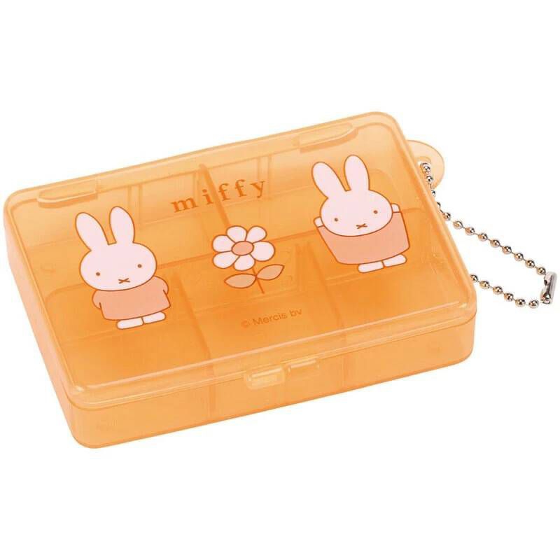Skater - ตลับใส่ยาพกพาลาย Miffy / My Melody กล่องพกพาแบ่ง 5 ช่อง ตลับแบ่งยามีสายคล้อง Multi-case ขนาด 10.5 x 7.4 cm.