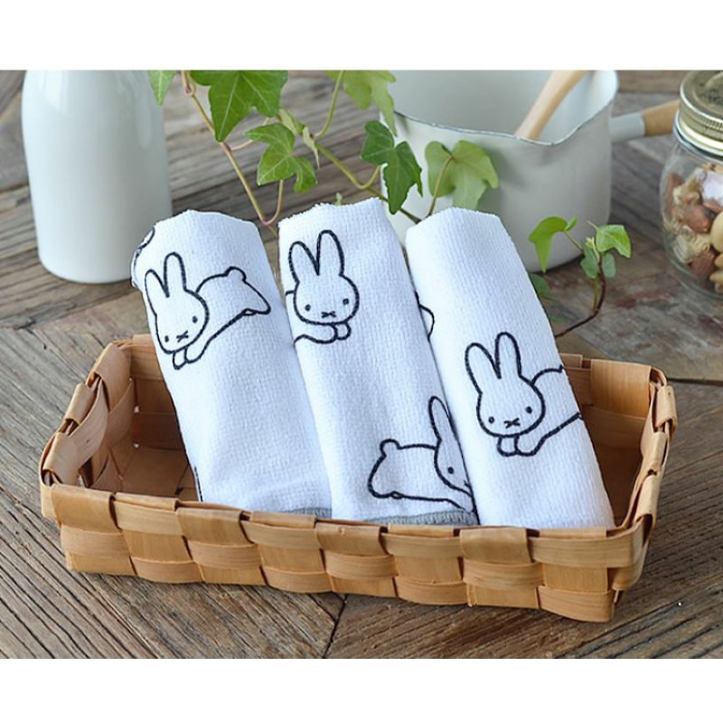 Miffy Microfiber Dishcloth 30x30cm Set of 3 ผ้าเช็ดจานลายมิฟฟี่ชุด 3 ชิ้น - DickBruna