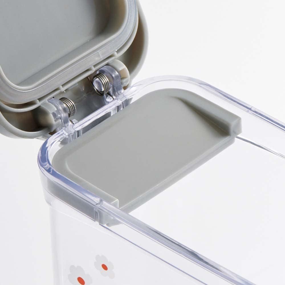 Skater - Seasoning pot กระปุกใส่เครื่องปรุง พร้อมช้อนตวง ขนาด 380ml. ลาย Miffy / Kitty