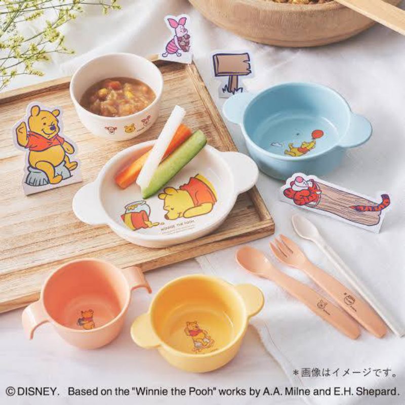 Combi - Winnie the Pooh enhancement set, 8 pcs ชุดทานอาหารเด็ก สำหรับเด็กเริ่มฝึกทานอาหาร