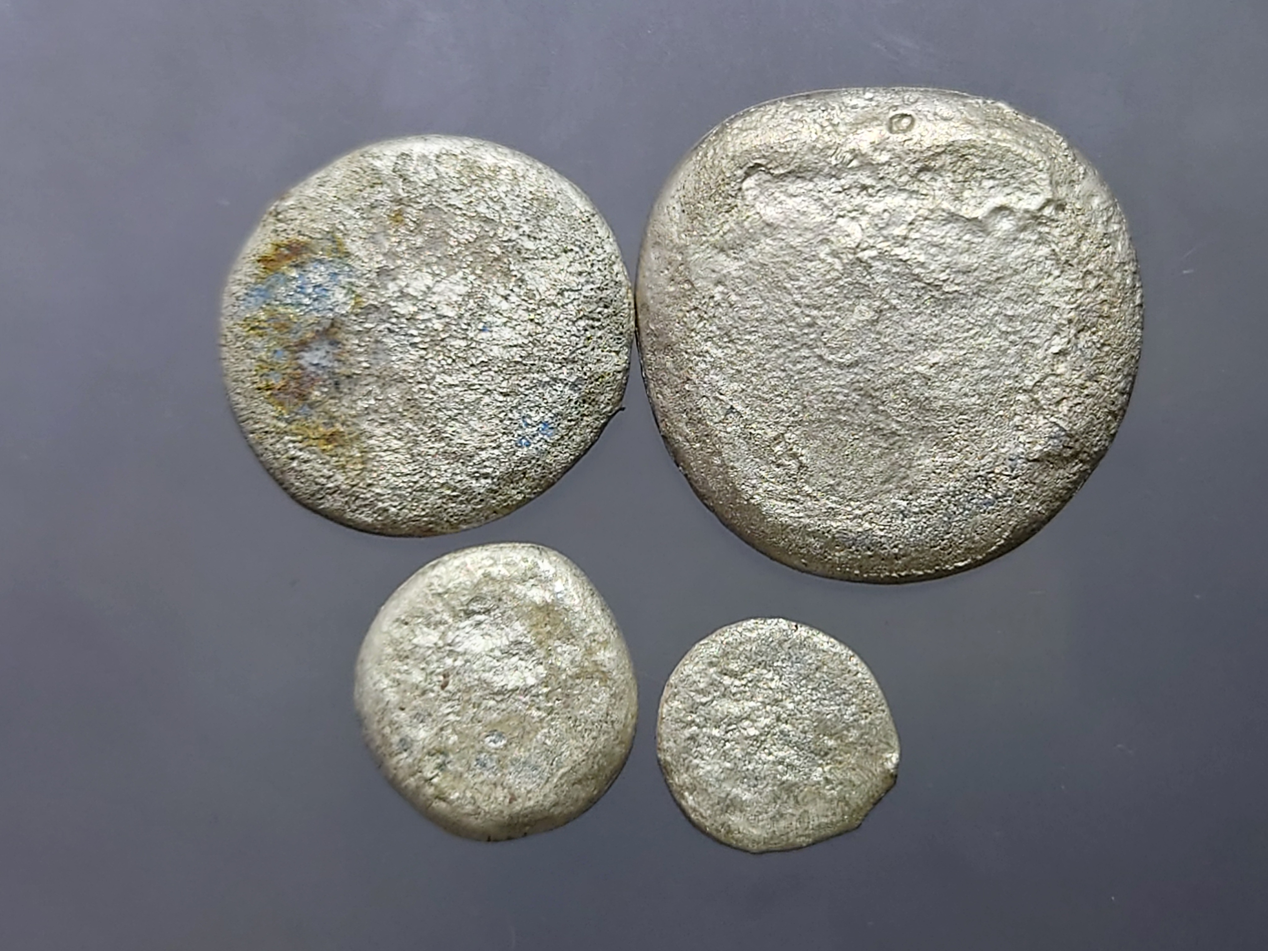 เงินก้อนชุด 4 ขนาด (ขนาดบาท สองสลึง สลึง เฟื้อง) ตอกตราการค้าช้างสยาม ตราหายาก เงินโบราณ หายาก สภาพสวย