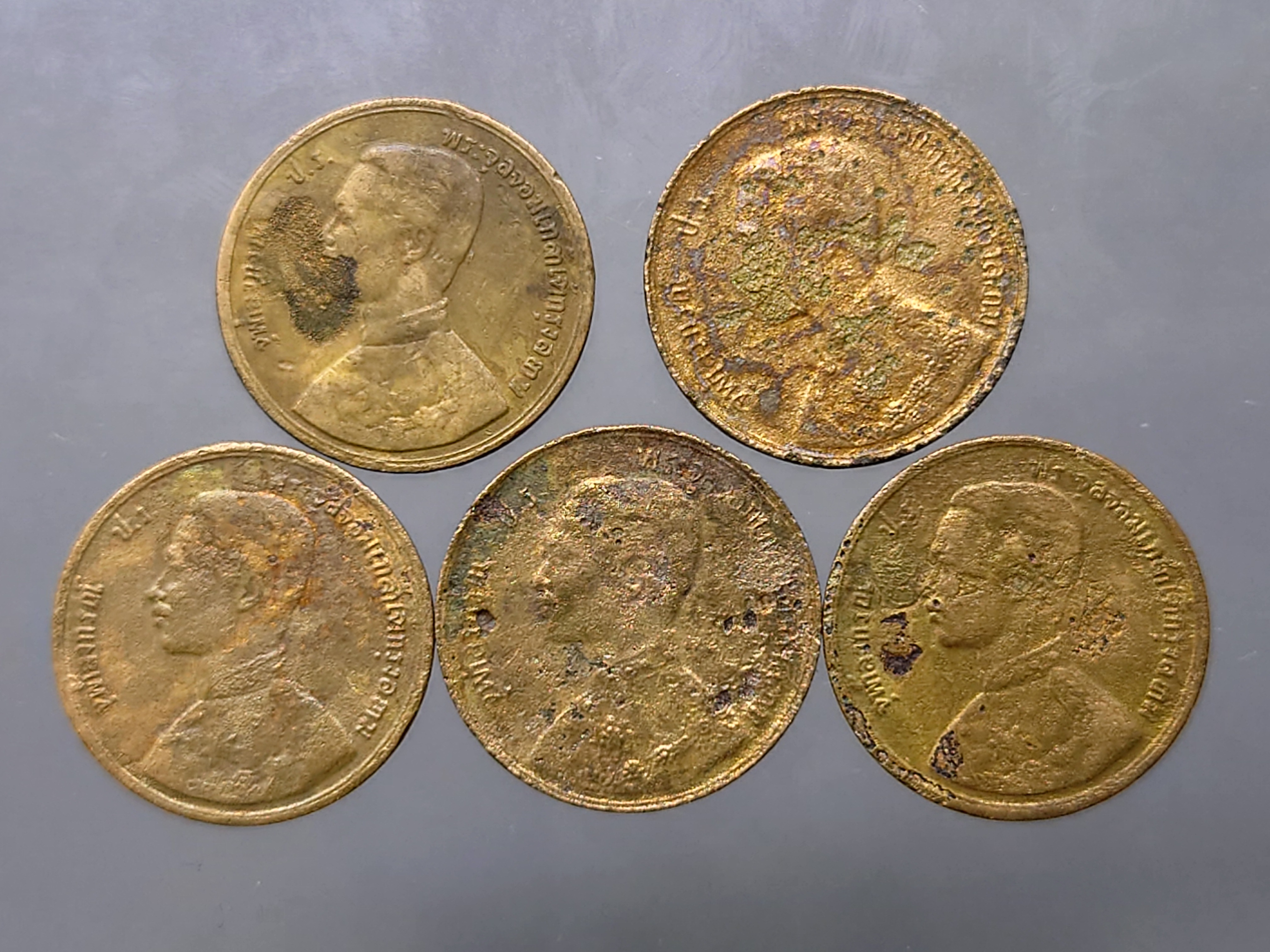 ชุด 5 เหรียญ เหรียญทองแดง โสฬส พระบรมรูป-พระสยามเทวาธิราช รัชกาลที่ 5 ผ่านใช้