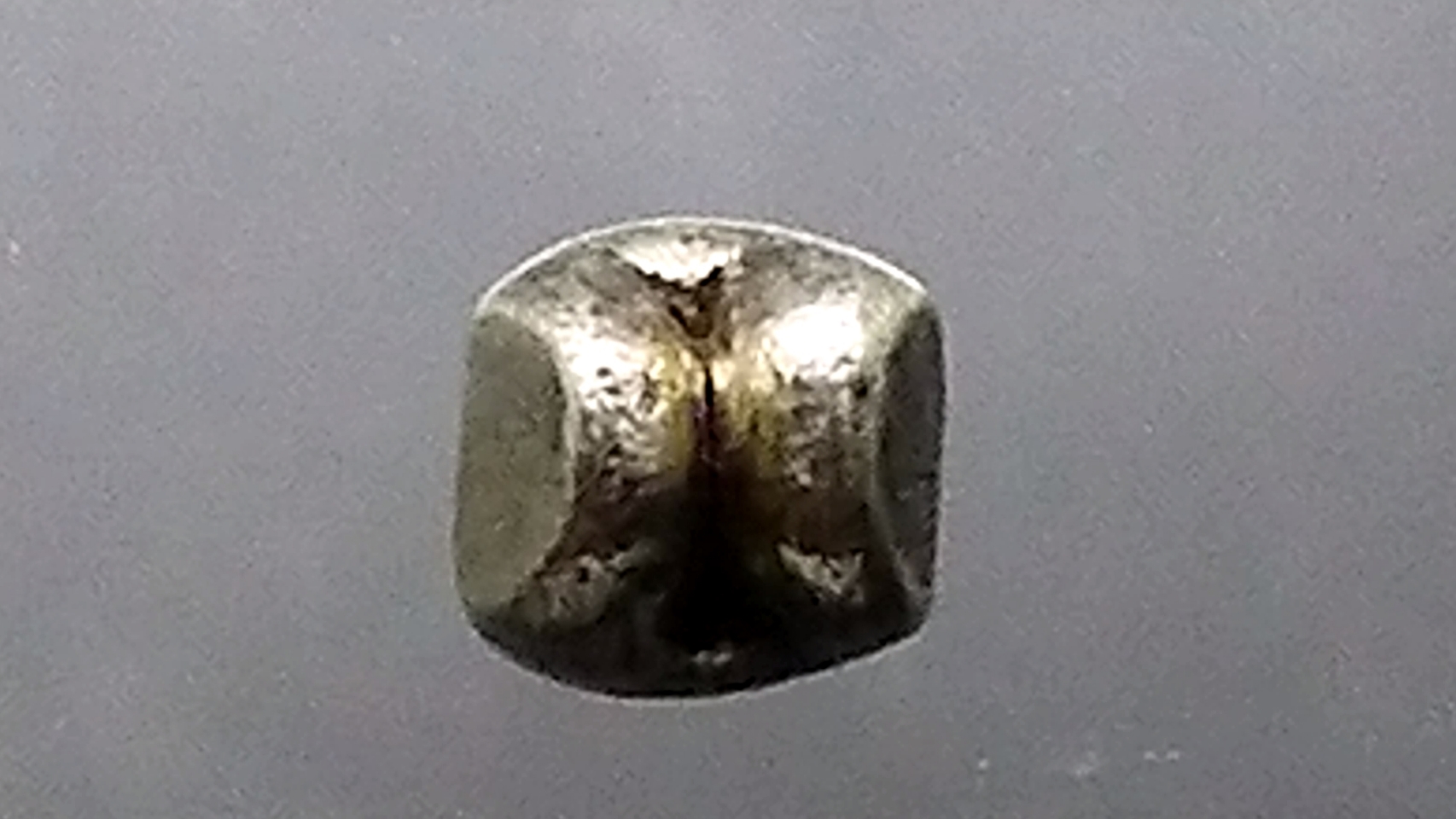 พดด้วง ขนาดสลึง ตราพระแสงจักร-หัวลูกศร พ.ศ.2391