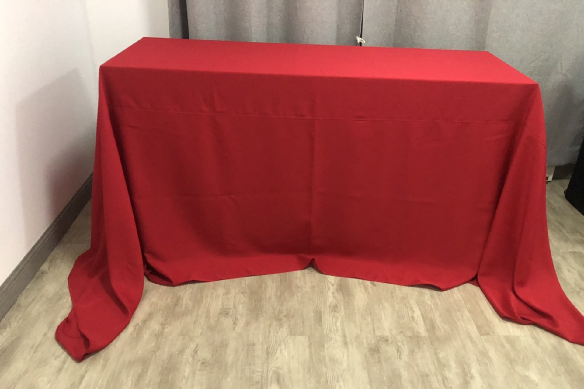 ผ้าคลุมโต๊ะแบบปล่อยชาย ขนาด 1.2 เมตร ไม่สกรีนโลโก้ - สีส้ม