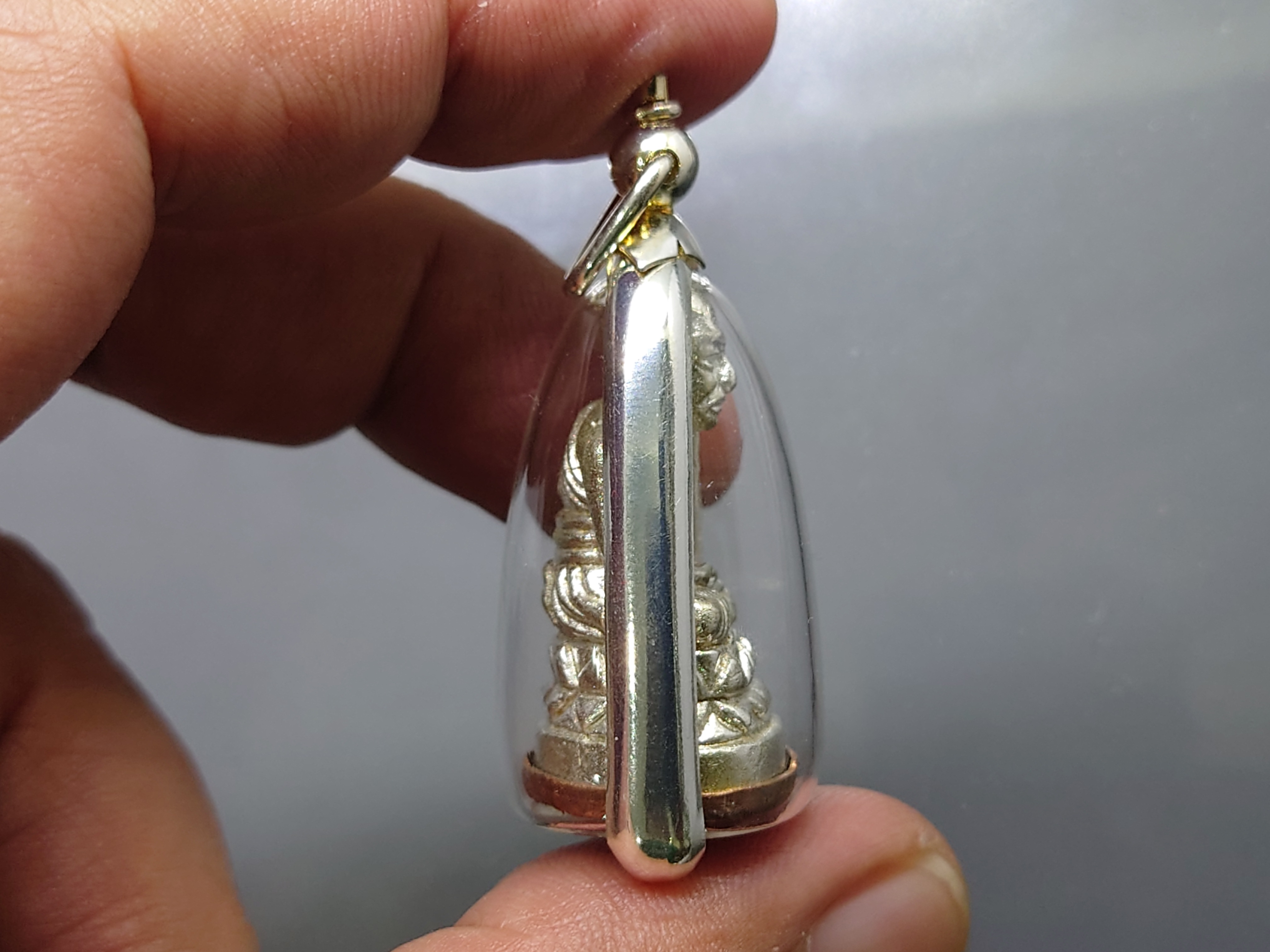 หลวงปู่ทวดพิมพ์บัวรอบ เนื้อนวะพรายเงิน ฐานทองแดง 87 พรรษา ญสส วัดบวรนิเวศวิหาร 2543 พร้อมตลับเดิม