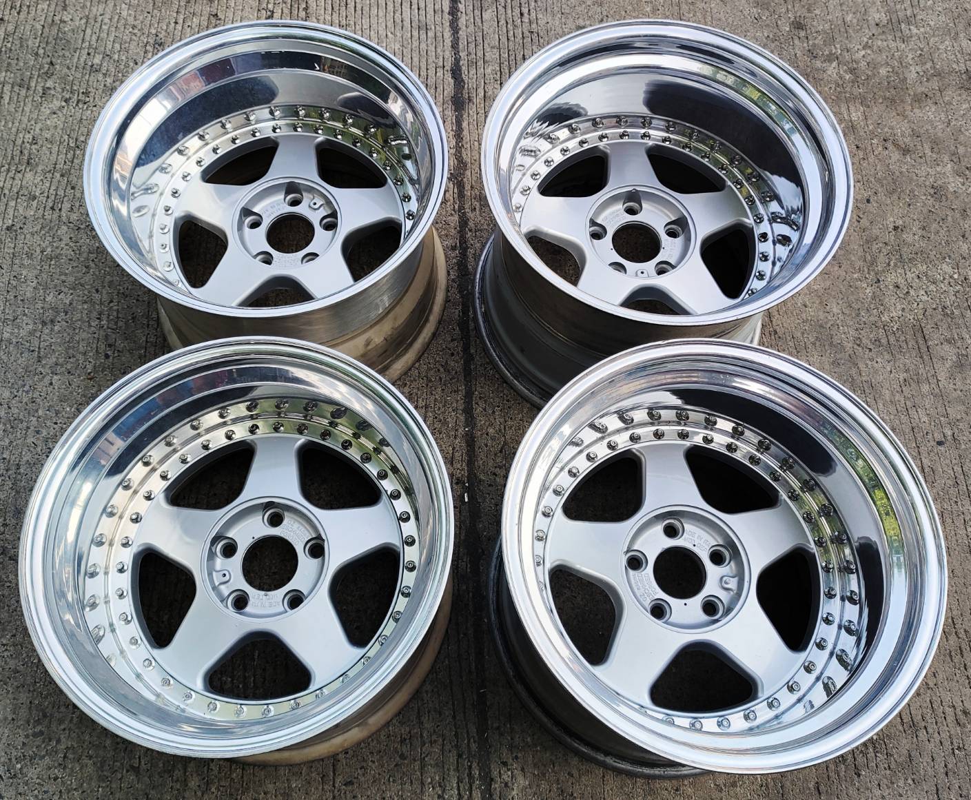 OZ. Futura ($3500)