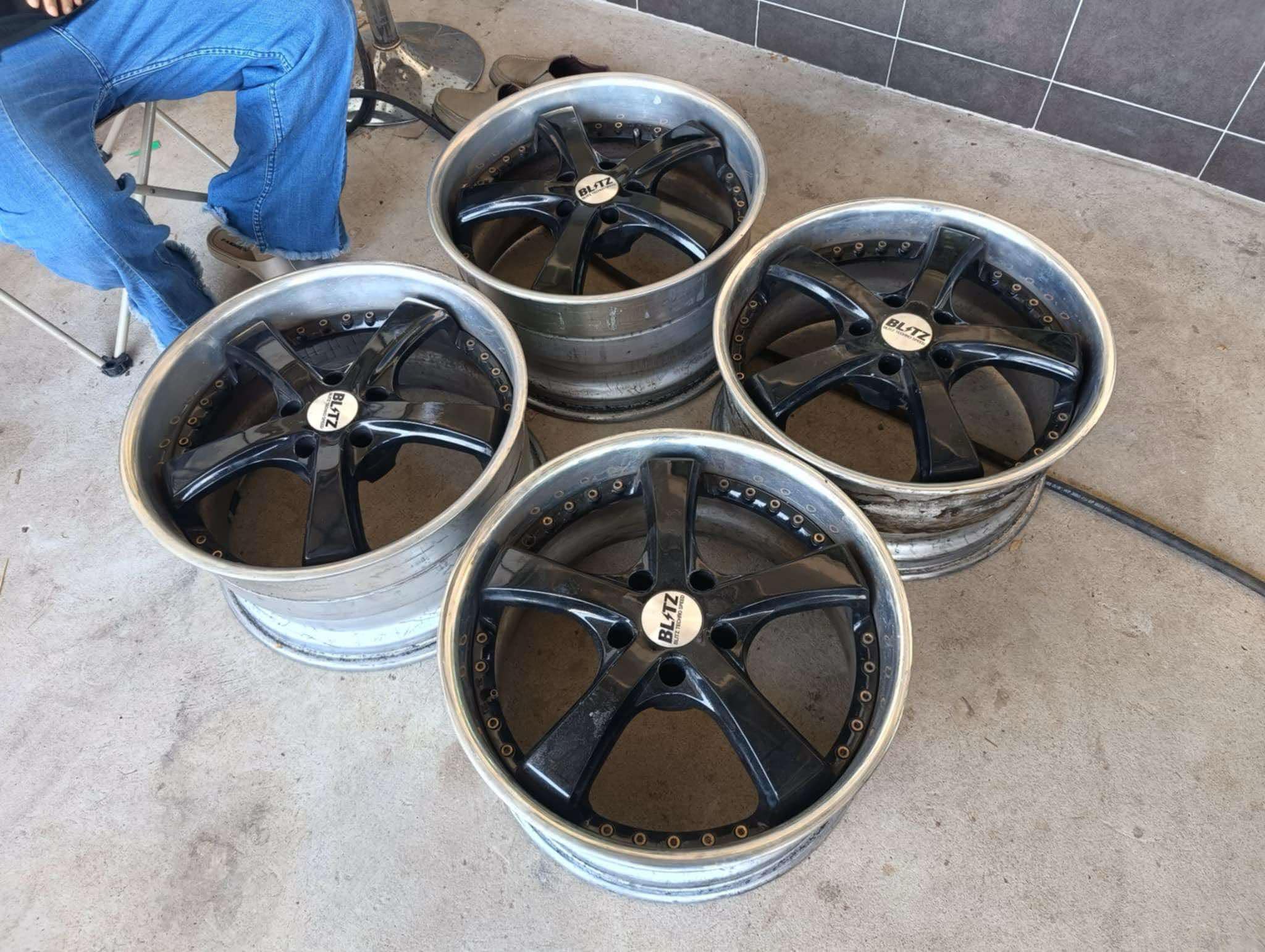 Blitz Z2 18" ($3000)