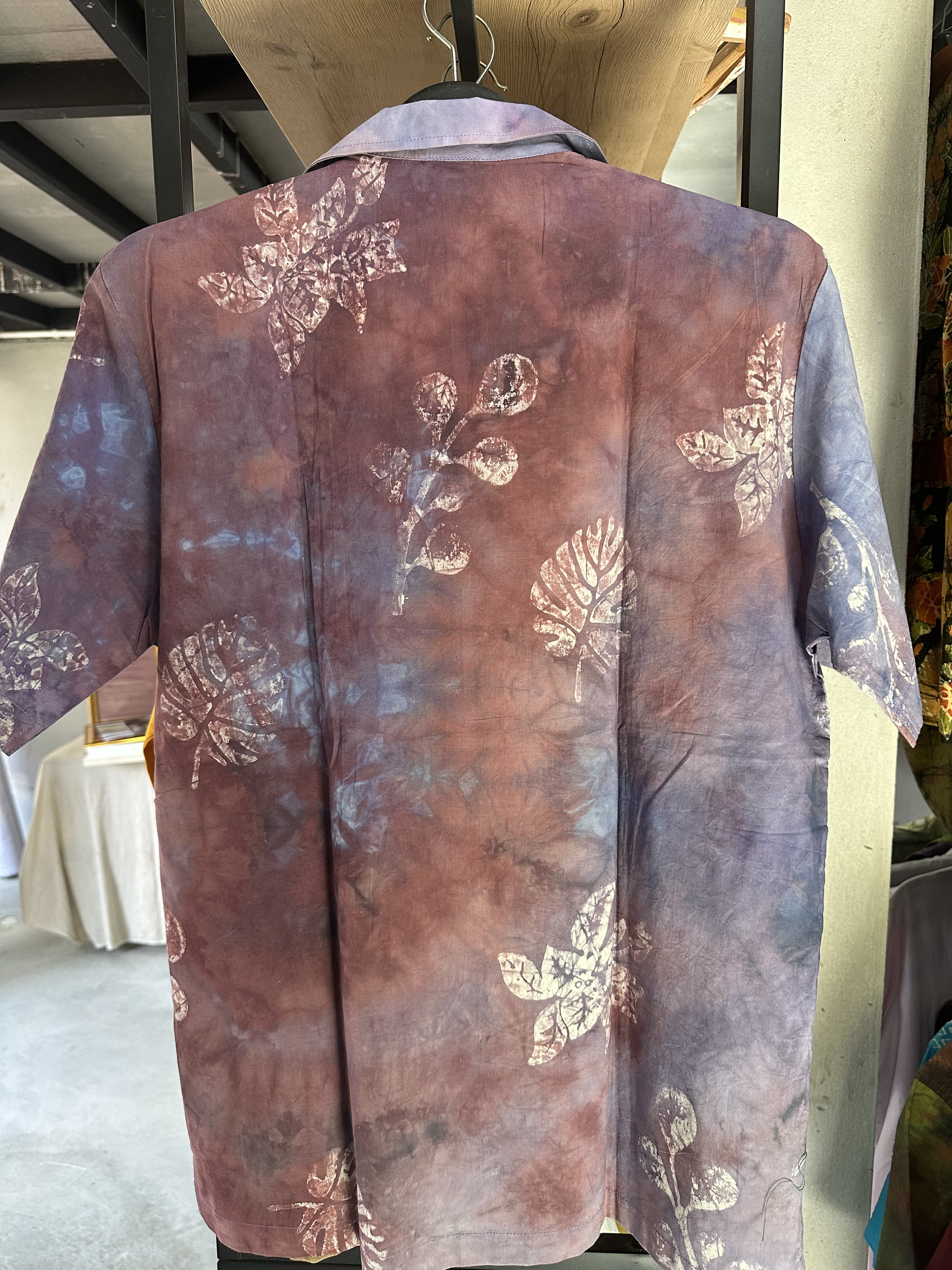 เสื้อฮาวายบาติก