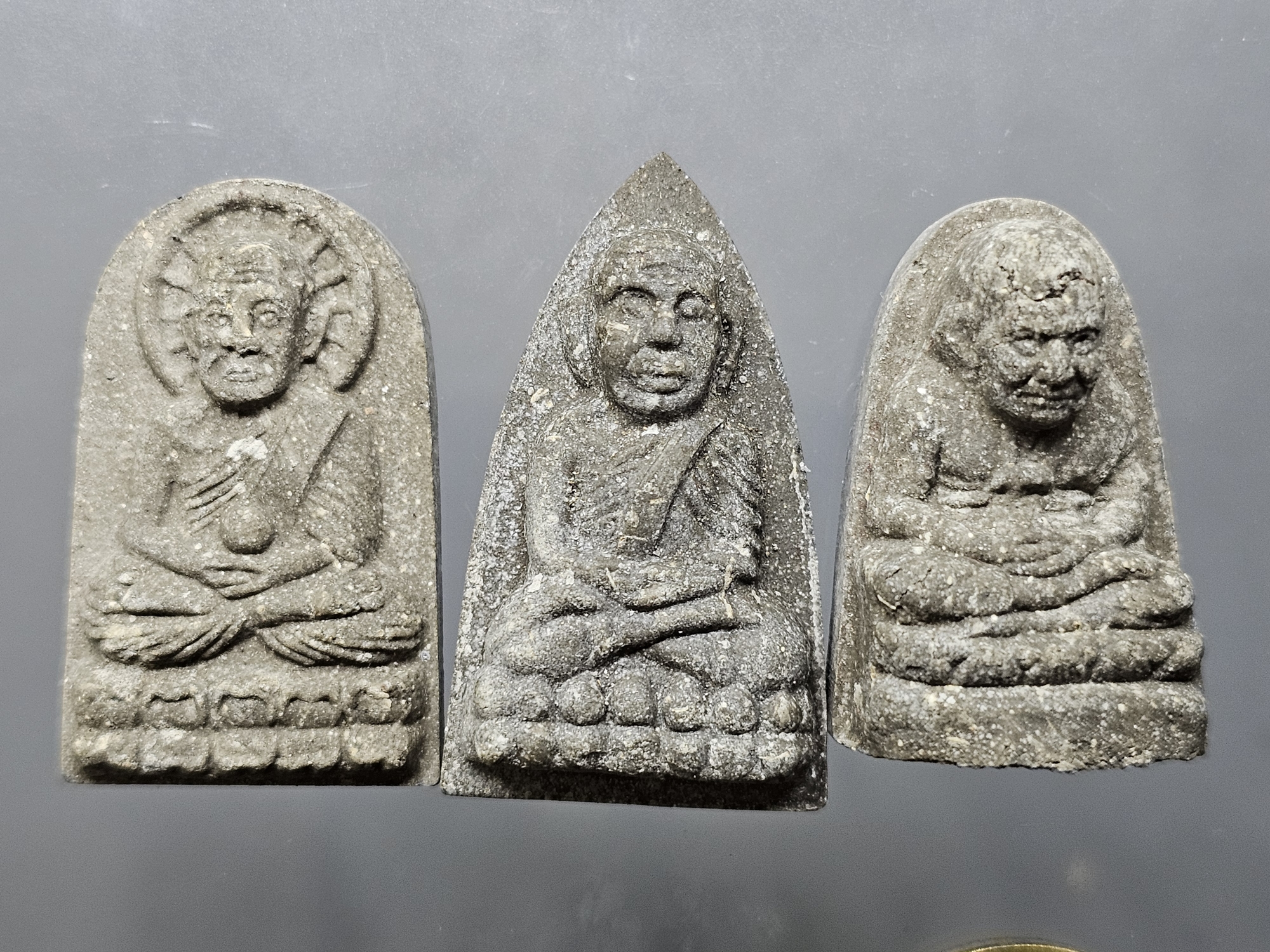 หลวงปู่ทวด (ชุดพระของขวัญ) รุ่นครบรอบกระทรวงกลาโหม 115 ปี พ.ศ.2545 พร้อมตลับเดิม