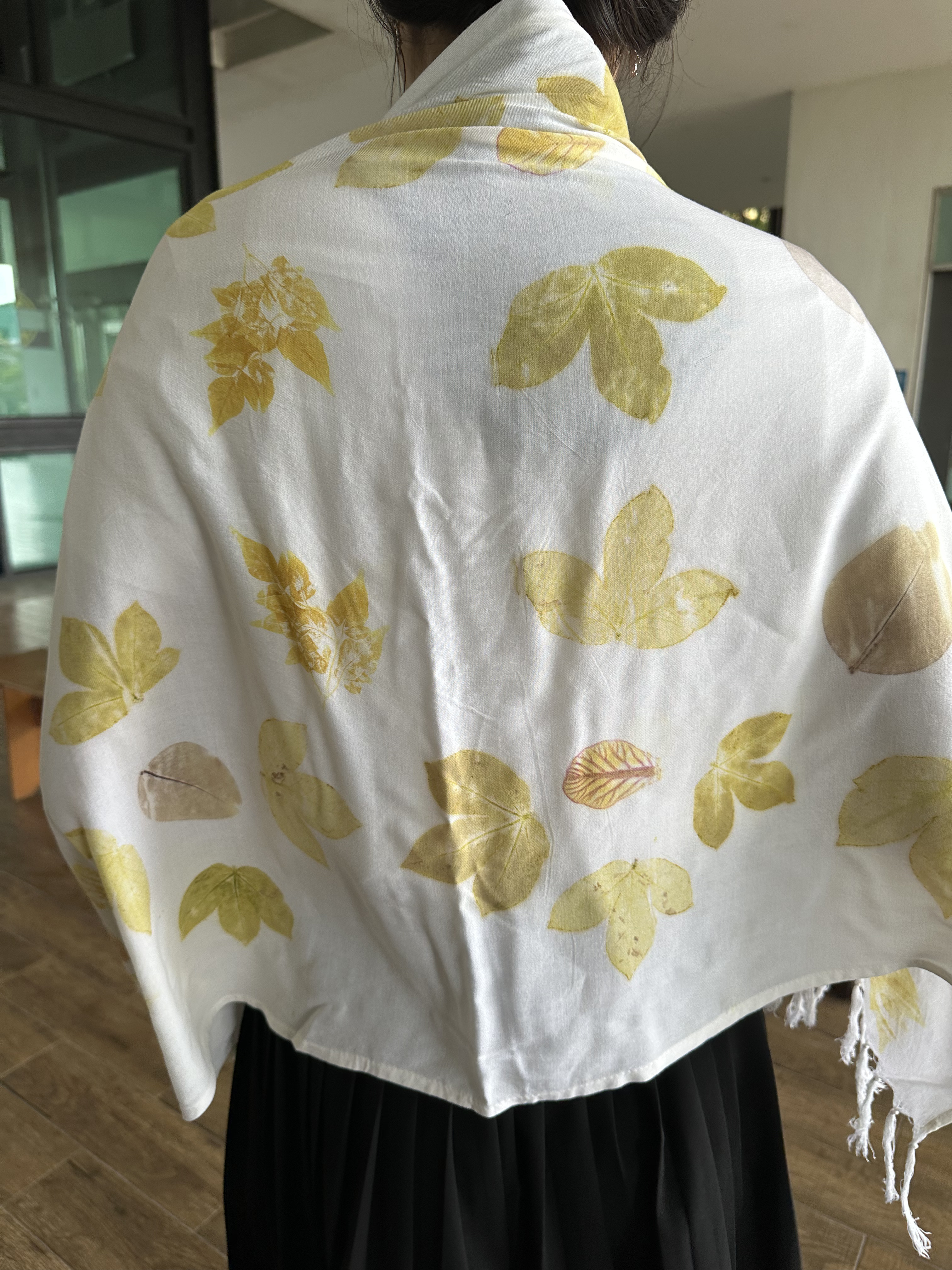 ผ้าพันคอบาติก