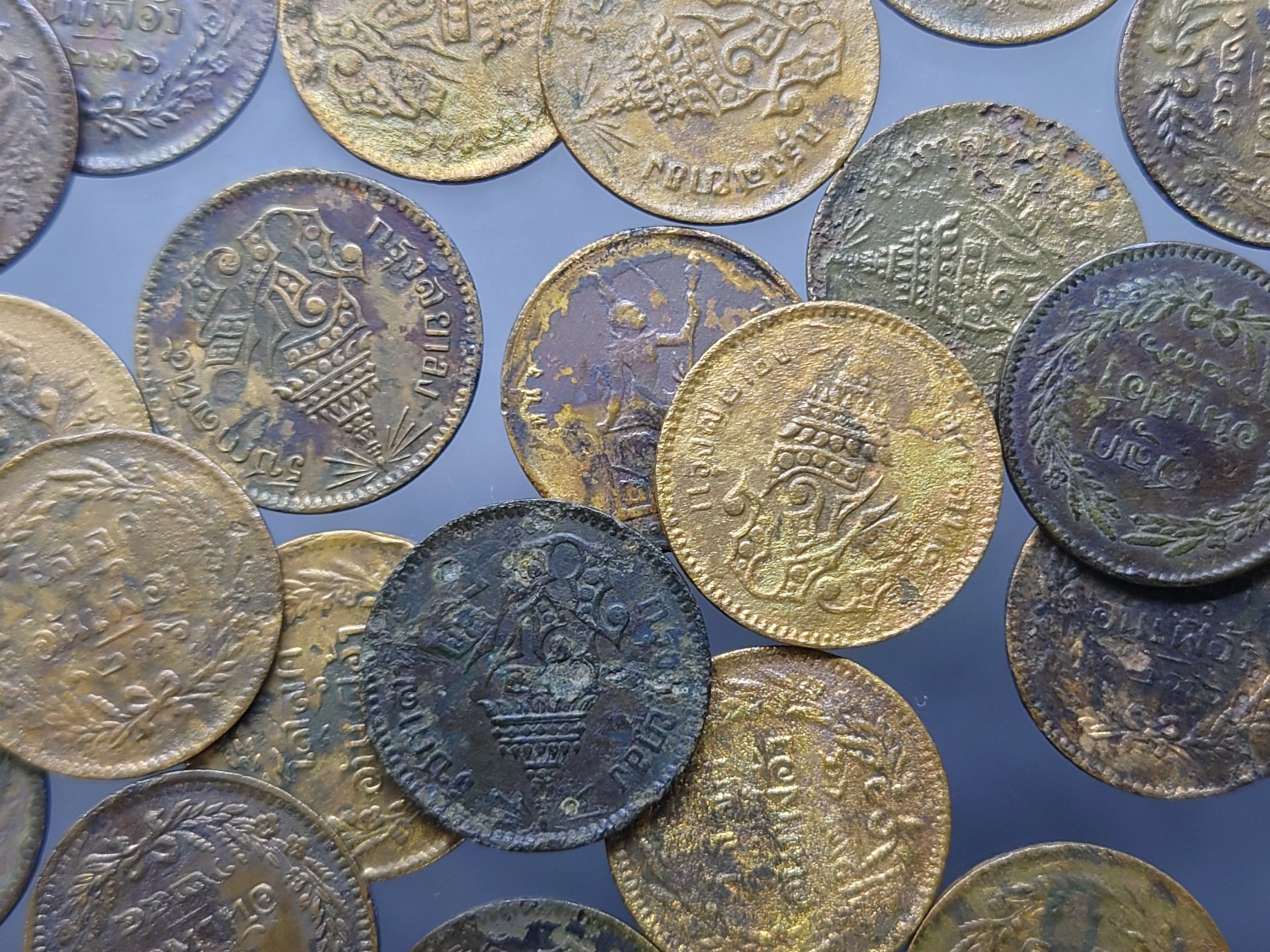 เหรียญโสฬส ทองแดงตรา จ.ป.ร.-ช่อชัยพฤกษ์ สมัยรัชกาลที่5 (ราคาต่อ 1 เหรียญ)