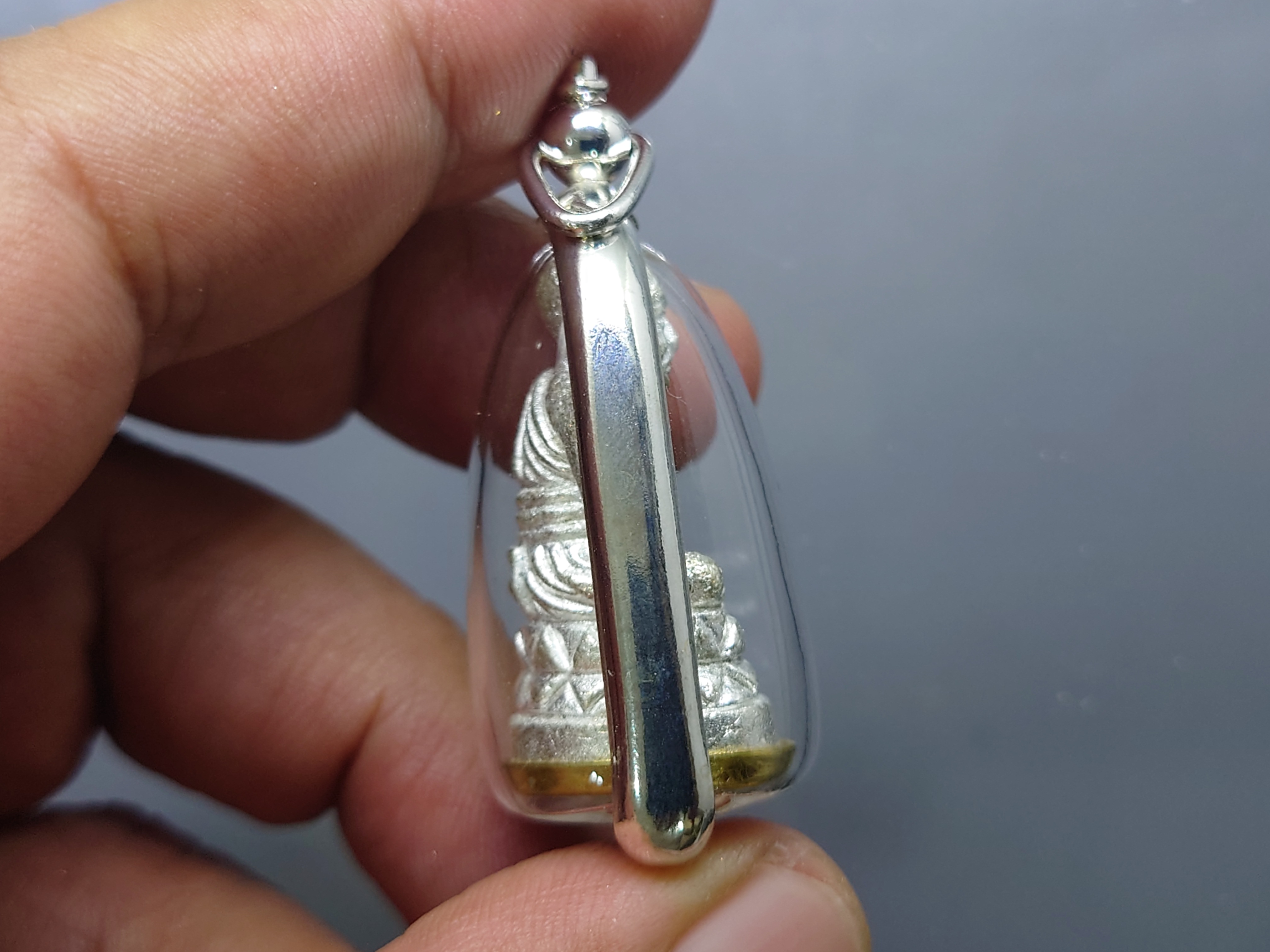 หลวงปู่ทวดพิมพ์บัวรอบ เนื้อนวะพรายเงิน ฐานทองเหลือง 87 พรรษา ญสส วัดบวรนิเวศวิหาร 2543 พร้อมตลับเดิม