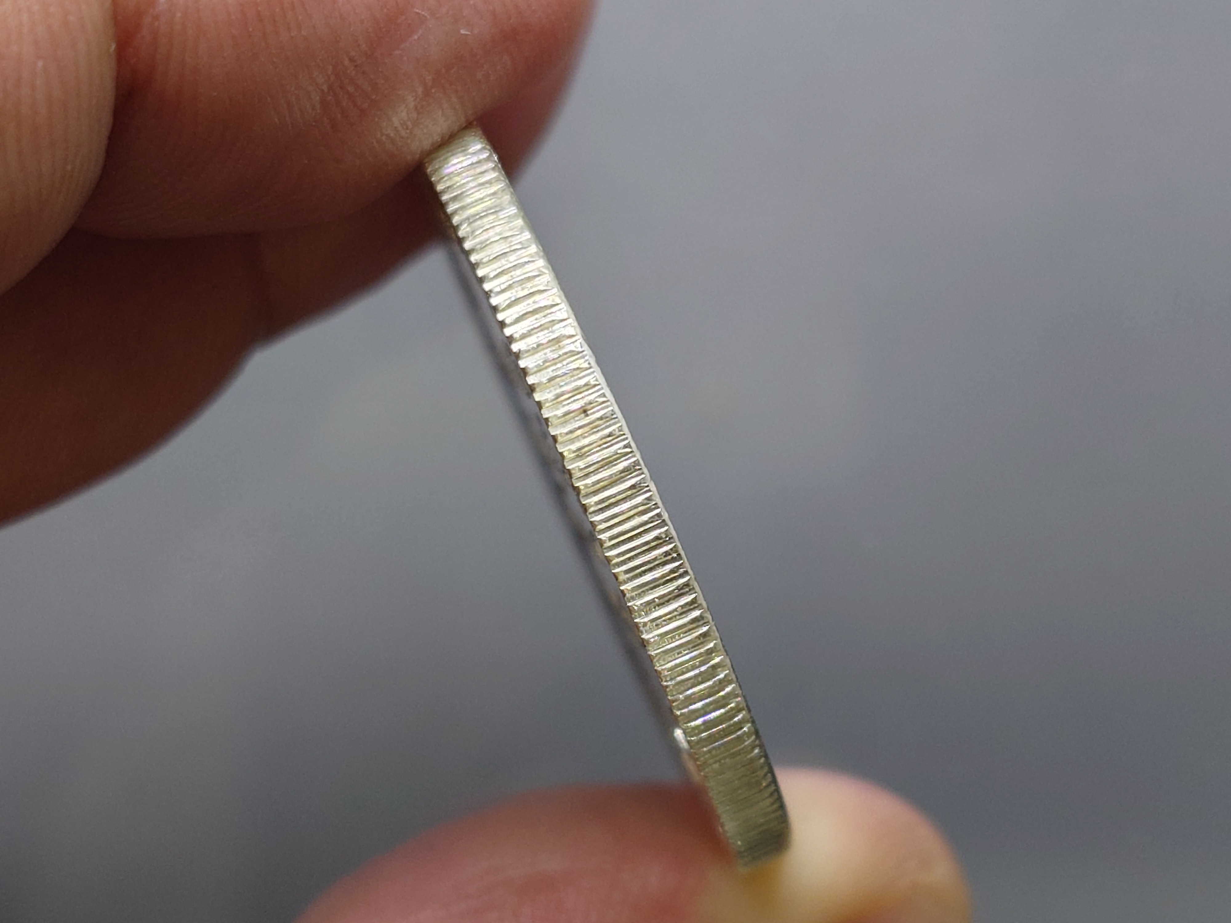 เหรียญเงิน 200 บาท พระราชพิธีสมโภชเดือนและขึ้นพระอู่องค์ภา พ.ศ.2522