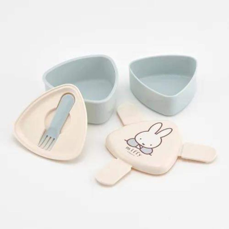 Miffy Antibacterial triangular rice ball lunch box, two-tier กล่องอาหารทรงสามเหลี่ยม กล่องใส่ข้าวปั้น 2 ชั้น ขนาด 500ml