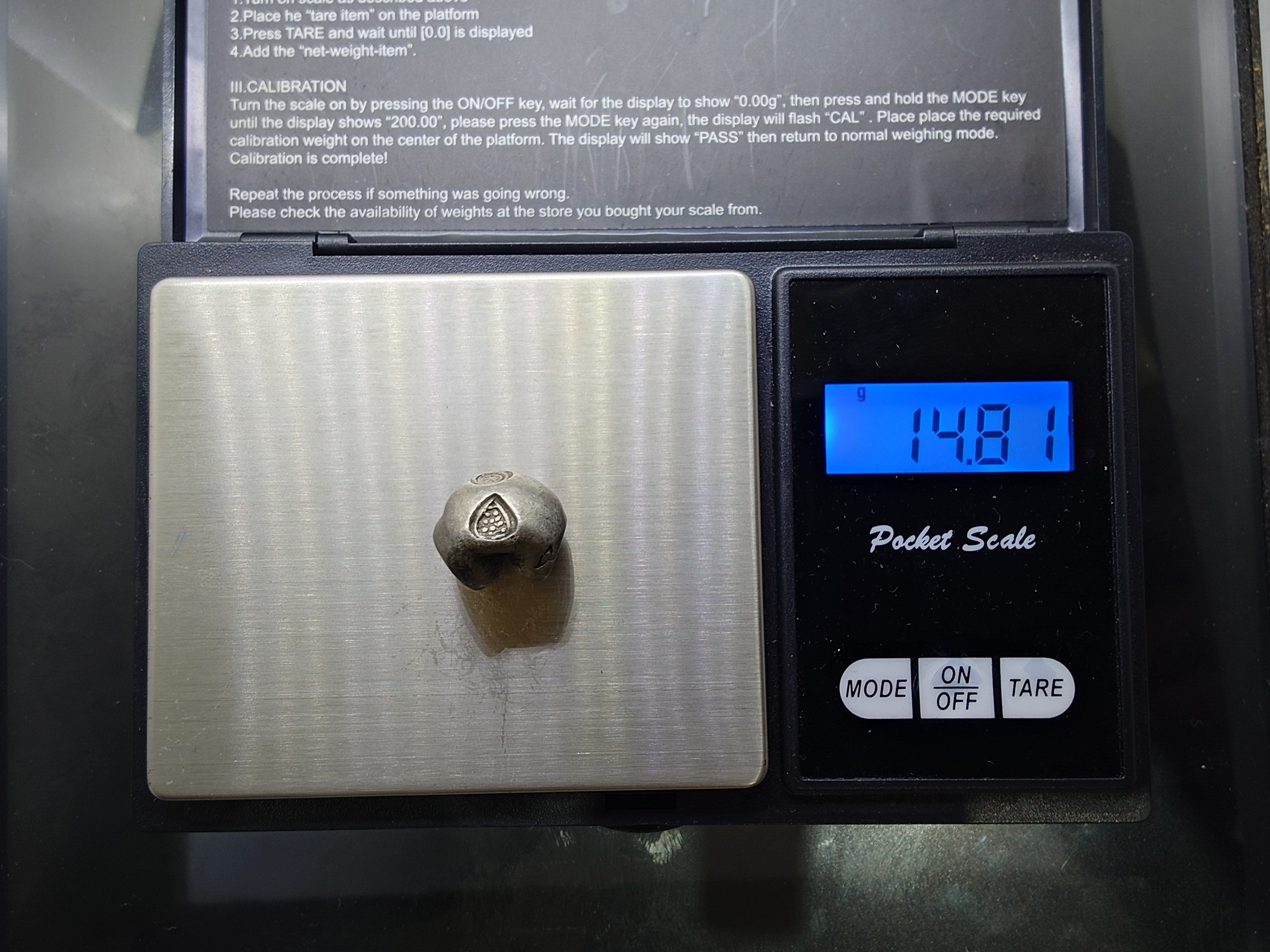 พดด้วง ขนาด 1 บาท อยุธยา ตราราชวัตร 9 จุด สภาพสวย