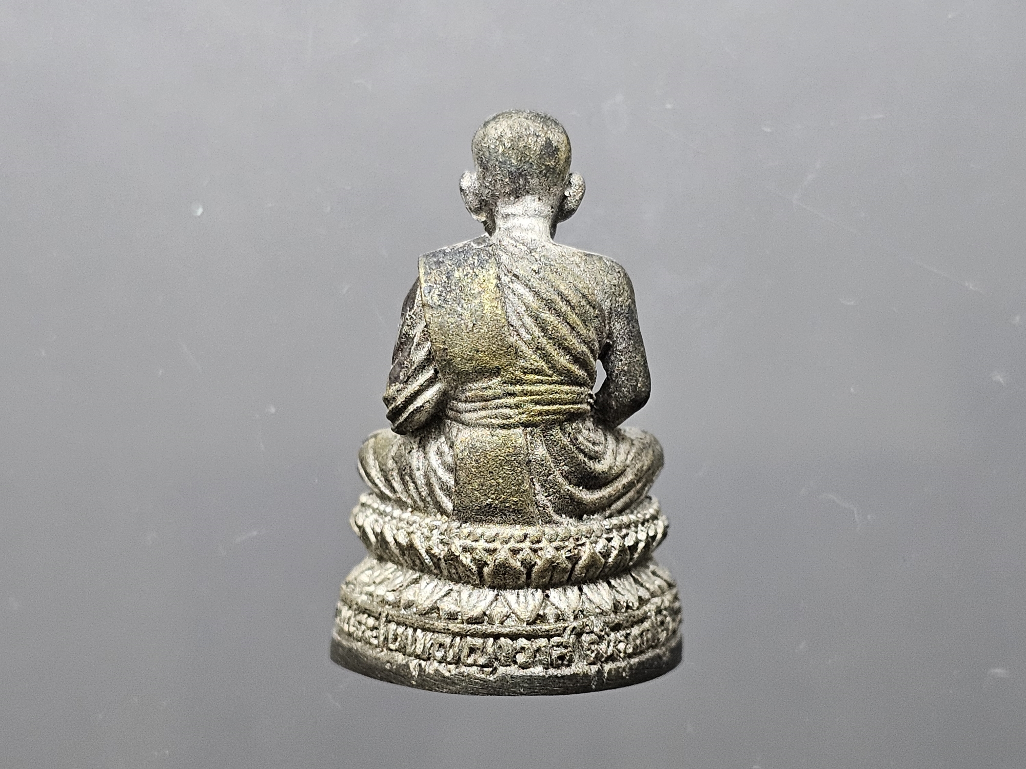 หลวงปู่ทวด มวก. เนื้อนวะแก่เงิน รุ่นแรก เสด็จยกช่อฟ้า วัดประสาทบุญญาวาส ปี2544 พร้อมกล่อง