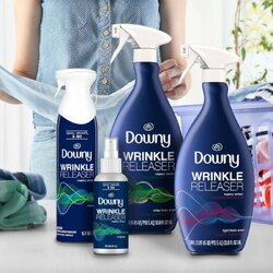 สเปรย์ฉีดผ้าเรียบ Downy WrinkleGuard Wrinkle Release Fabric Spray