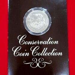 เหรียญเงิน (พร้อมแพคและใบเซอร์นอก) เหรียญ 50 บาท อนุรักษ์ธรรมชาติฯ กระซู่ หายากแพคต่างประเทศ พ.ศ.2517