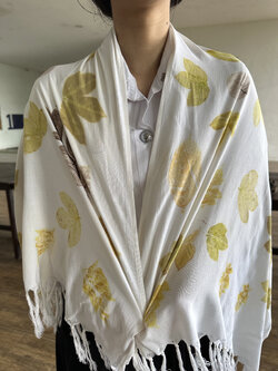 ผ้าพันคอบาติก