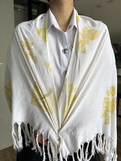 ผ้าพันคอบาติก