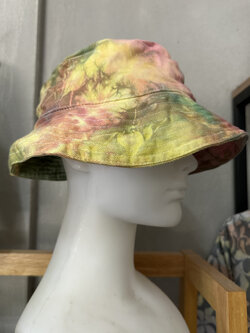 หมวกบักเก็ตบาติก