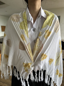 ผ้าพันคอบาติก