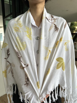 ผ้าพันคอบาติก