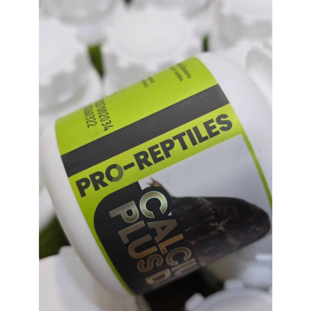 PRO-REPTILES Calcium+D3 90g แคลเซียมผงผสมวิตามิน D3 สำหรับสัตว์เลื้อยคลาน และสัตว์ครึ่งบกครึ่งน้ำโดยเฉพาะ เต่า กิ้งก่า งู Exotic Pet ทุกชนิด พร้อมส่ง PRO-REPTILES Calcium+D3 90g แคลเซียมผงผสมวิตามิน D3 สำหรับสัตว์เลื้อยคลาน และสัตว์ครึ่งบกครึ่งน้ำโดยเฉพาะ เต่า กิ้งก่า งู Exotic Pet ทุกชนิด พร้อมส่ง