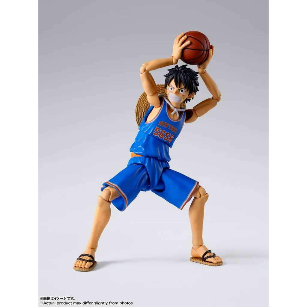 [Pre Order 11/2569] Bandai S.H.Figuarts One Piece x NBA Monkey D. Luffy New York Knicks Ver (Action Figure)