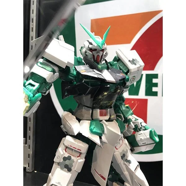 Bandai PG Gundam Astray (Green Frame) Seven - Eleven Color 4549660153221 (Plastic Model)