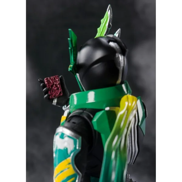 Bandai S.H.Figuarts Kamen Rider Kenzan Sarutobi Ninjaden 4573102620514 (Action Figure)