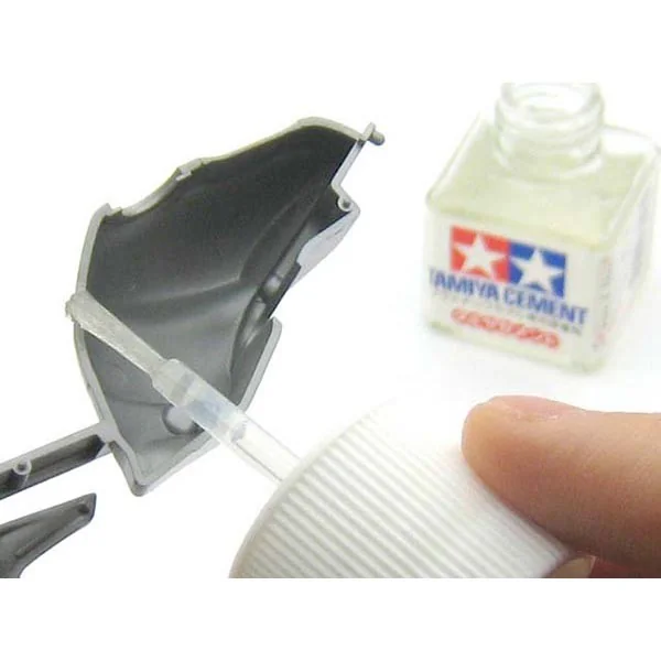 Tamiya 87003 Cement (40ml) กาวฝาขาว 4950344870035 4950344071234 (Tool) Tamiya 87003 Cement (40ml) กาวฝาขาว 4950344870035 4950344071234 (Tool)