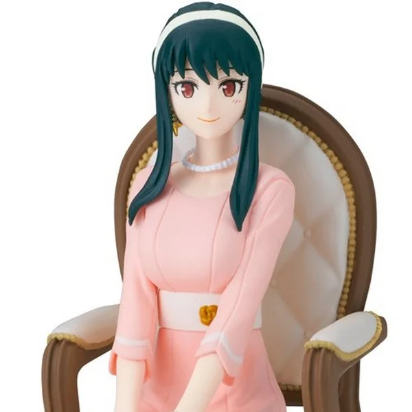 Banpresto Spy x Family Family Photo - Yor Forger 4983164882476 (Figure) Banpresto Spy x Family Family Photo - Yor Forger 4983164882476 (Figure)