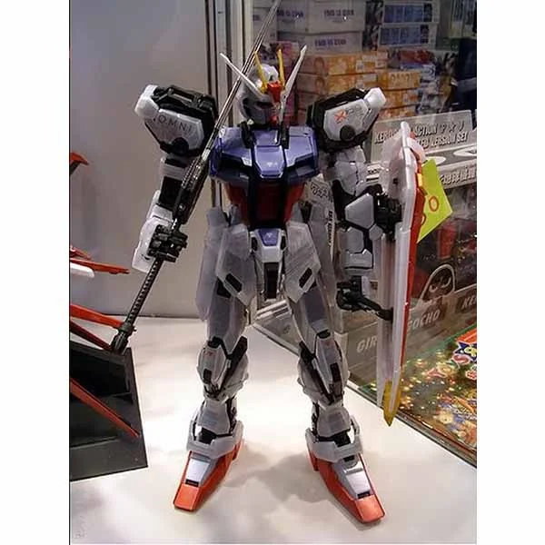Bandai PG Aile Strike Gundam + Skygrasper Clear Pearl Ver. (C3 2006 Limited) 4543112631120 (Plastic Model) Bandai PG Aile Strike Gundam + Skygrasper Clear Pearl Ver. (C3 2006 Limited) 4543112631120 (Plastic Model)