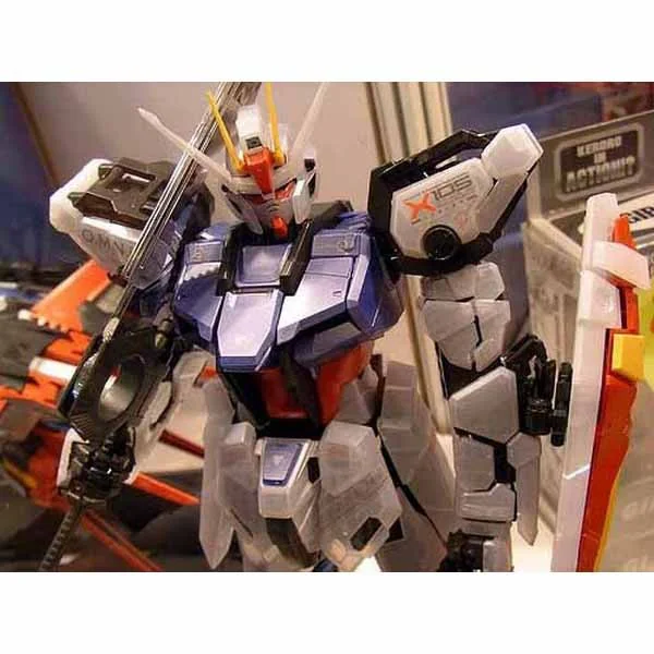 Bandai PG Aile Strike Gundam + Skygrasper Clear Pearl Ver. (C3 2006 Limited) 4543112631120 (Plastic Model) Bandai PG Aile Strike Gundam + Skygrasper Clear Pearl Ver. (C3 2006 Limited) 4543112631120 (Plastic Model)