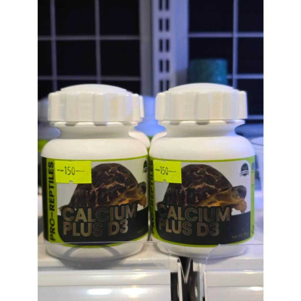 PRO-REPTILES Calcium+D3 90g แคลเซียมผงผสมวิตามิน D3 สำหรับสัตว์เลื้อยคลาน และสัตว์ครึ่งบกครึ่งน้ำโดยเฉพาะ เต่า กิ้งก่า งู Exotic Pet ทุกชนิด พร้อมส่ง PRO-REPTILES Calcium+D3 90g แคลเซียมผงผสมวิตามิน D3 สำหรับสัตว์เลื้อยคลาน และสัตว์ครึ่งบกครึ่งน้ำโดยเฉพาะ เต่า กิ้งก่า งู Exotic Pet ทุกชนิด พร้อมส่ง