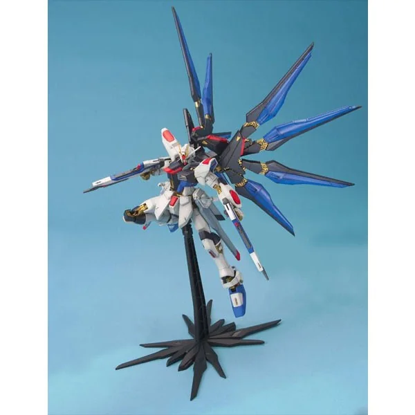 Bandai MG Strike Freedom Gundam 4573102616067 (Plastic Model) Bandai MG Strike Freedom Gundam 4573102616067 (Plastic Model)