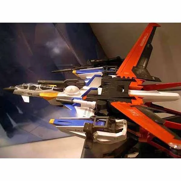 Bandai PG Aile Strike Gundam + Skygrasper Clear Pearl Ver. (C3 2006 Limited) 4543112631120 (Plastic Model) Bandai PG Aile Strike Gundam + Skygrasper Clear Pearl Ver. (C3 2006 Limited) 4543112631120 (Plastic Model)