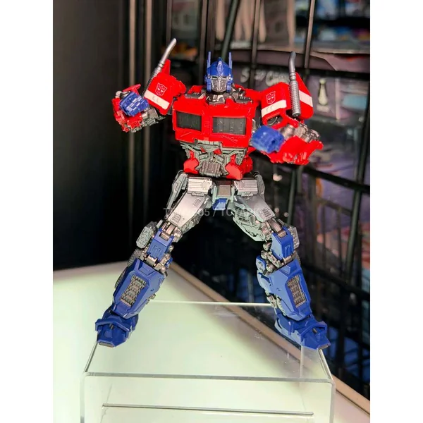 (Pre Order 09/2569) Blokees Transformers 71426 Classic Class 26 BB Optimus Prime 810181536645 (Plastic Model) image 1 (Pre Order 09/2569) Blokees Transformers 71426 Classic Class 26 BB Optimus Prime 810181536645 (Plastic Model) image 1