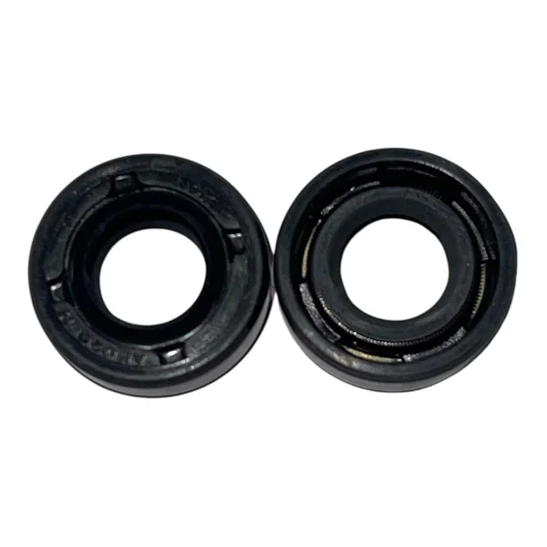 ซีลกันสะบัด GS TC10-20-7 NBR ราคาต่อตัว image 1 ซีลกันสะบัด GS TC10-20-7 NBR ราคาต่อตัว image 1