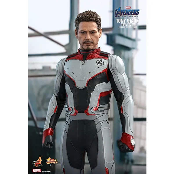 Hot Toys MMS537 Tony Stark (Team Suit) MMS537 (Figure) image 4 Hot Toys MMS537 Tony Stark (Team Suit) MMS537 (Figure) image 4