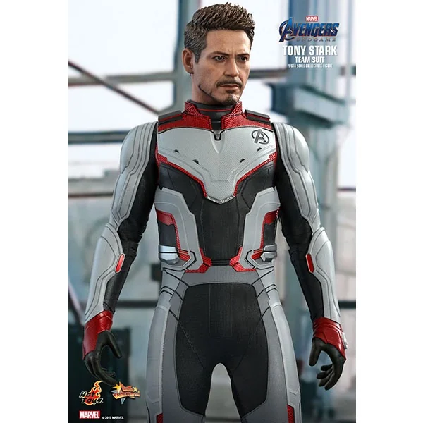 Hot Toys MMS537 Tony Stark (Team Suit) MMS537 (Figure) image 3 Hot Toys MMS537 Tony Stark (Team Suit) MMS537 (Figure) image 3