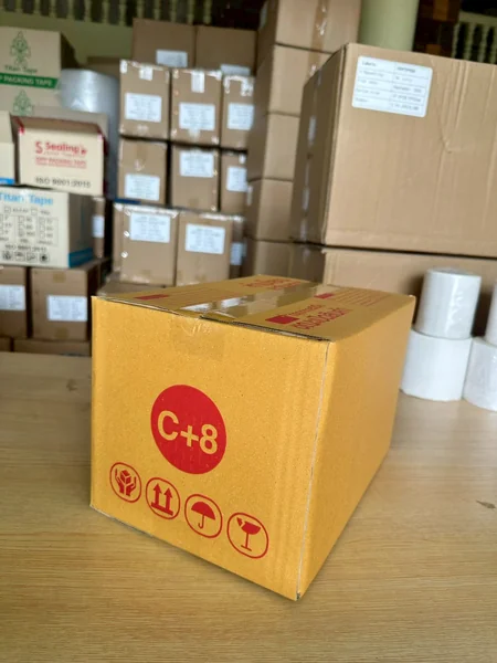 กล่องไปรษณีย์ กล่อง C+8 20 x 30 x 19 cm3 (1 มัด 20 ใบ) image 1 กล่องไปรษณีย์ กล่อง C+8 20 x 30 x 19 cm3 (1 มัด 20 ใบ) image 1