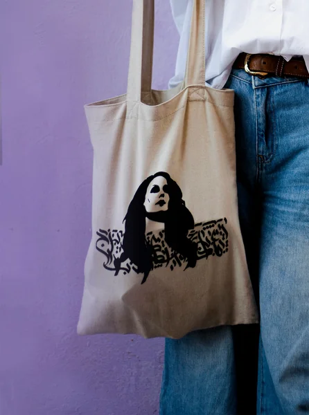 gallery tote bag 7