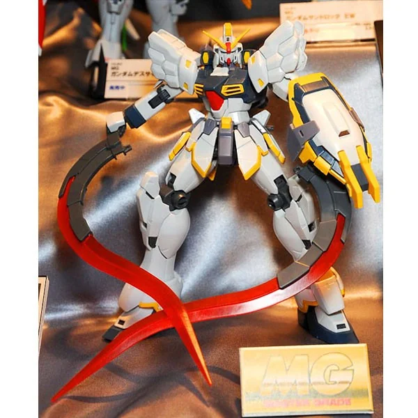 Bandai MG Gundam Sandrock 4573102630438 (Plastic Model) image 7 Bandai MG Gundam Sandrock 4573102630438 (Plastic Model) image 7