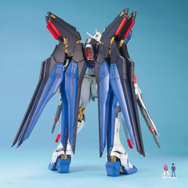 Bandai MG Strike Freedom Gundam 4573102616067 (Plastic Model) image 3 Bandai MG Strike Freedom Gundam 4573102616067 (Plastic Model) image 3