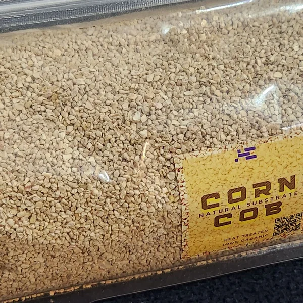DSMXO Corn Cob 700g ซังข้าวโพดรองพื้นสัตว์เลี้ยง รองพื้นงู ขี้เลื่อยงู ทำพื้นที่ให้งูมุดเล่น image 2 DSMXO Corn Cob 700g ซังข้าวโพดรองพื้นสัตว์เลี้ยง รองพื้นงู ขี้เลื่อยงู ทำพื้นที่ให้งูมุดเล่น image 2